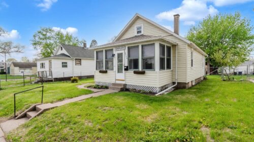 3708 N Fillmore Street, Davenport, IA
