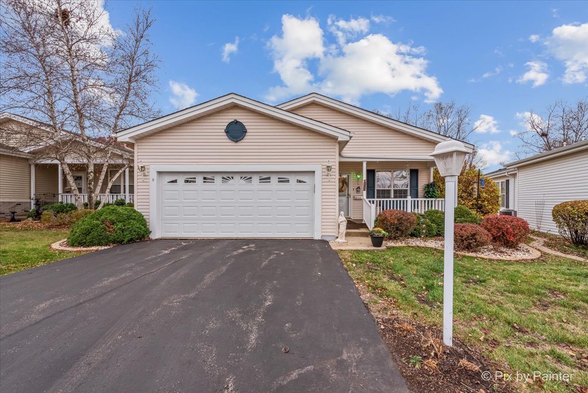 3221 Harness Lane, Grayslake, IL