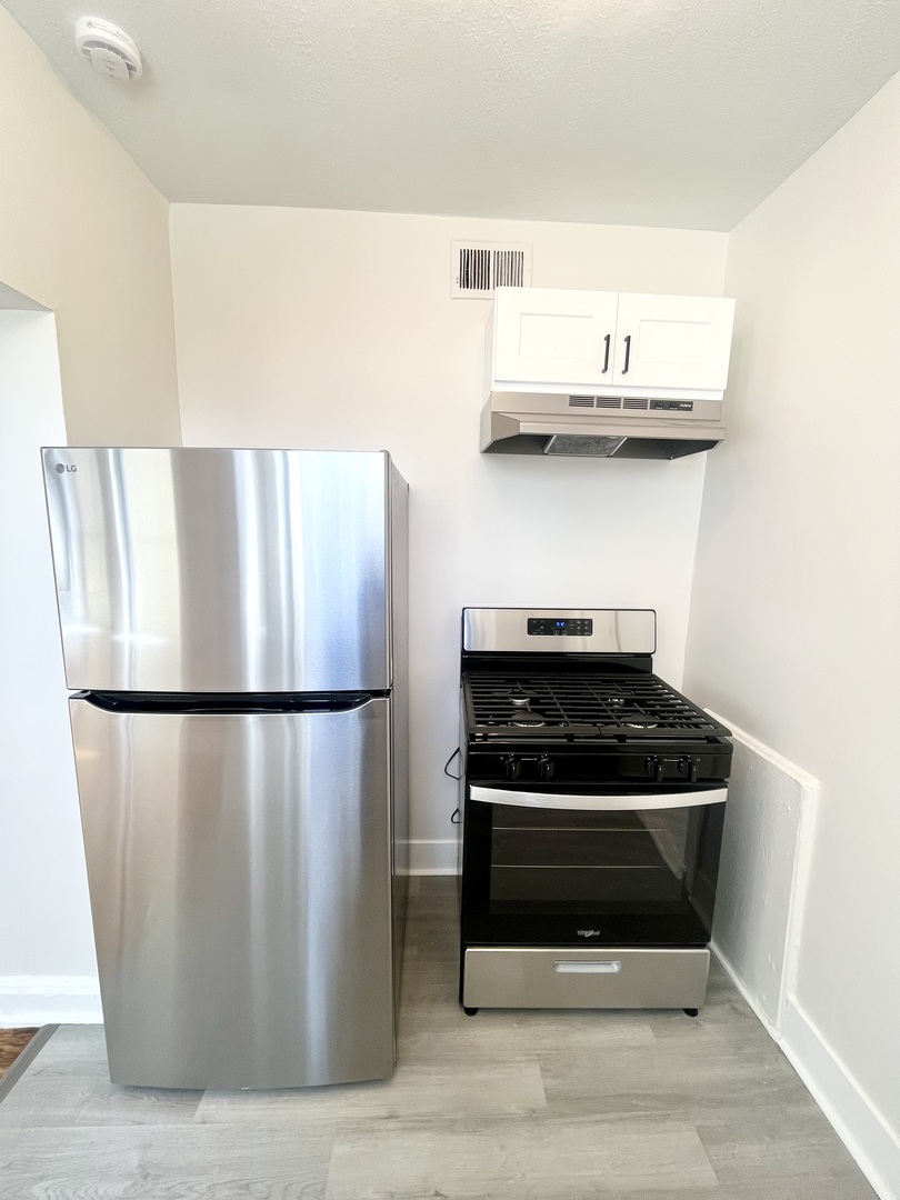 1329 N Lorel Avenue #1W, Chicago, IL