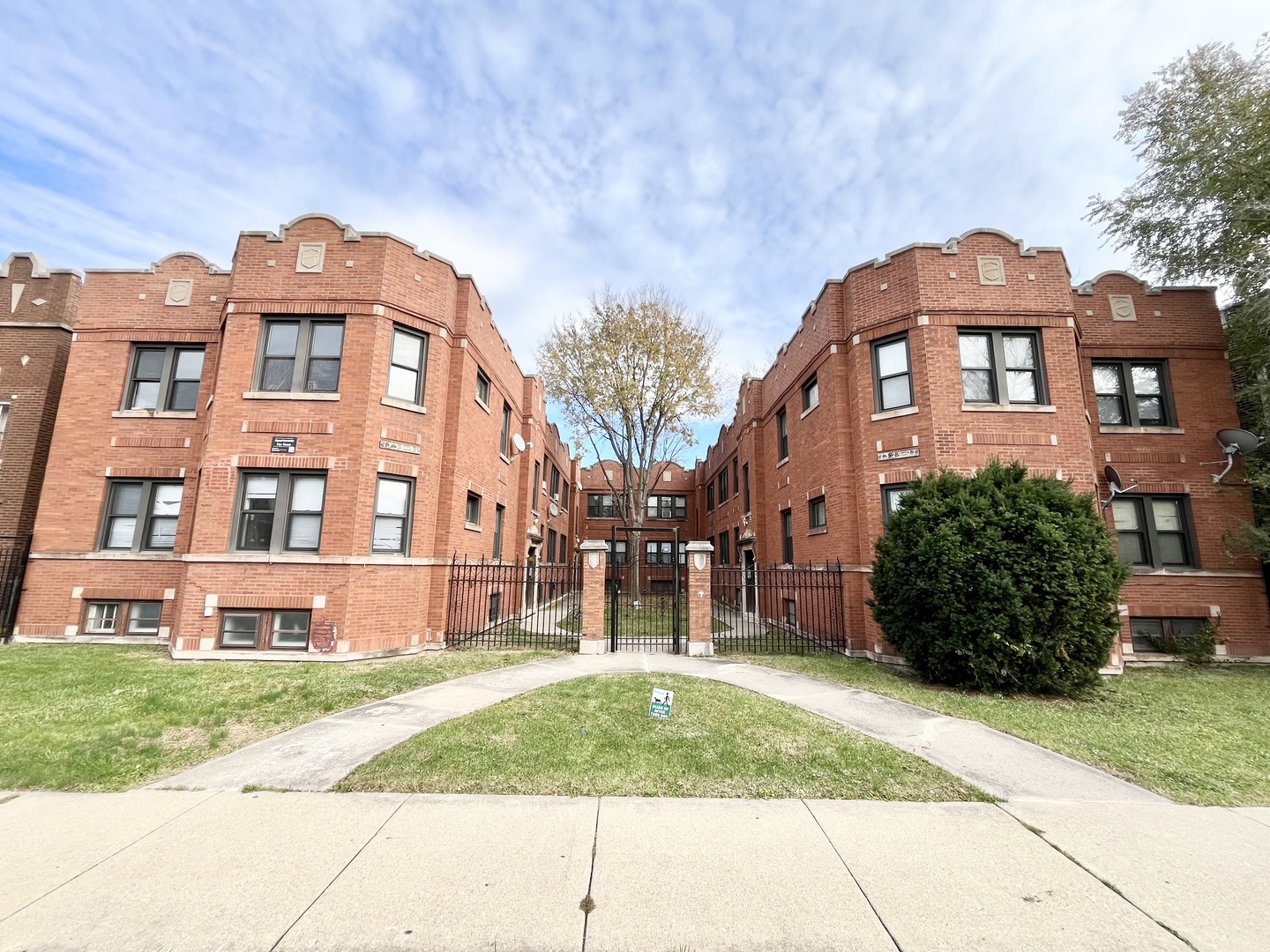 1329 N Lorel Avenue #1E, Chicago, IL
