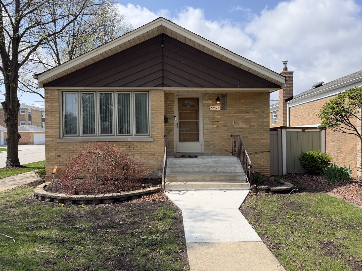 5258 S Mulligan Avenue, Chicago, IL