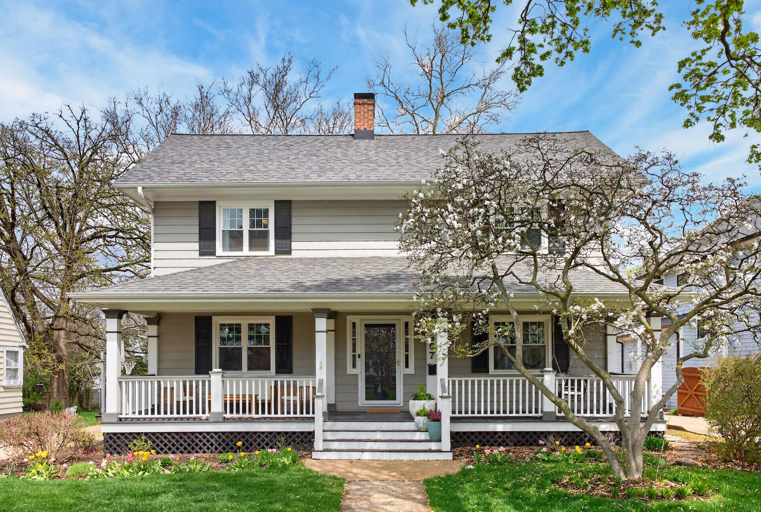 607 E Evergreen Street, Wheaton, IL