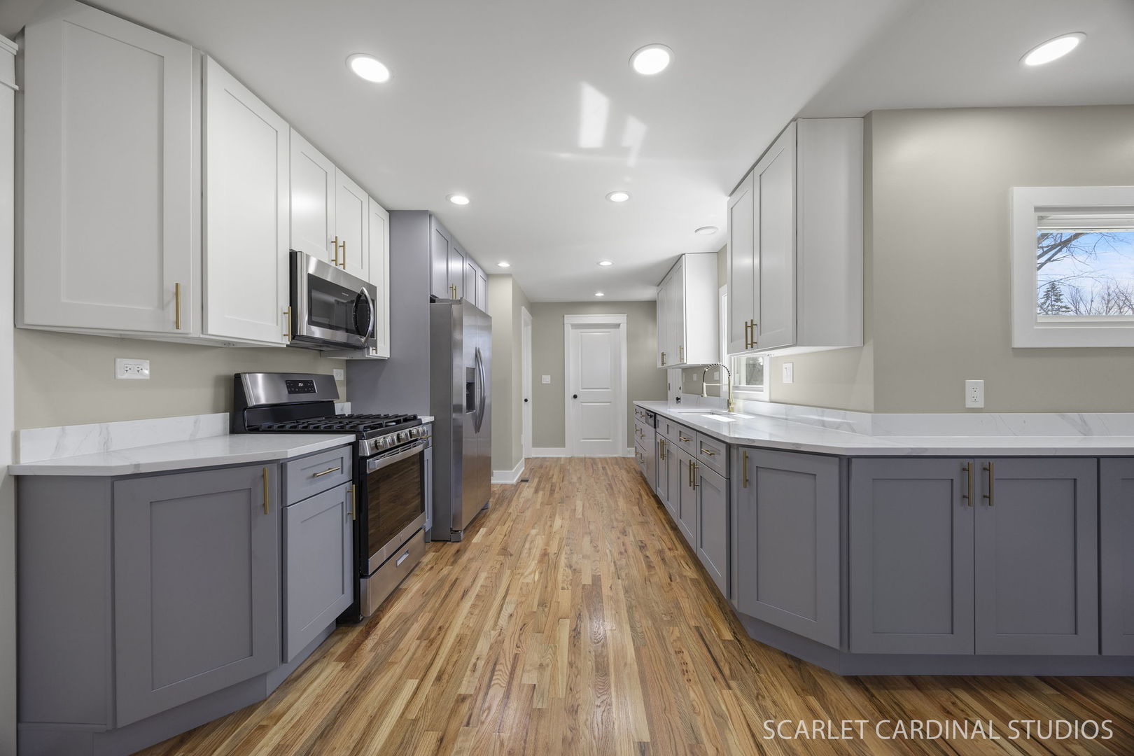 1300 S Wayside Drive, Villa Park, IL