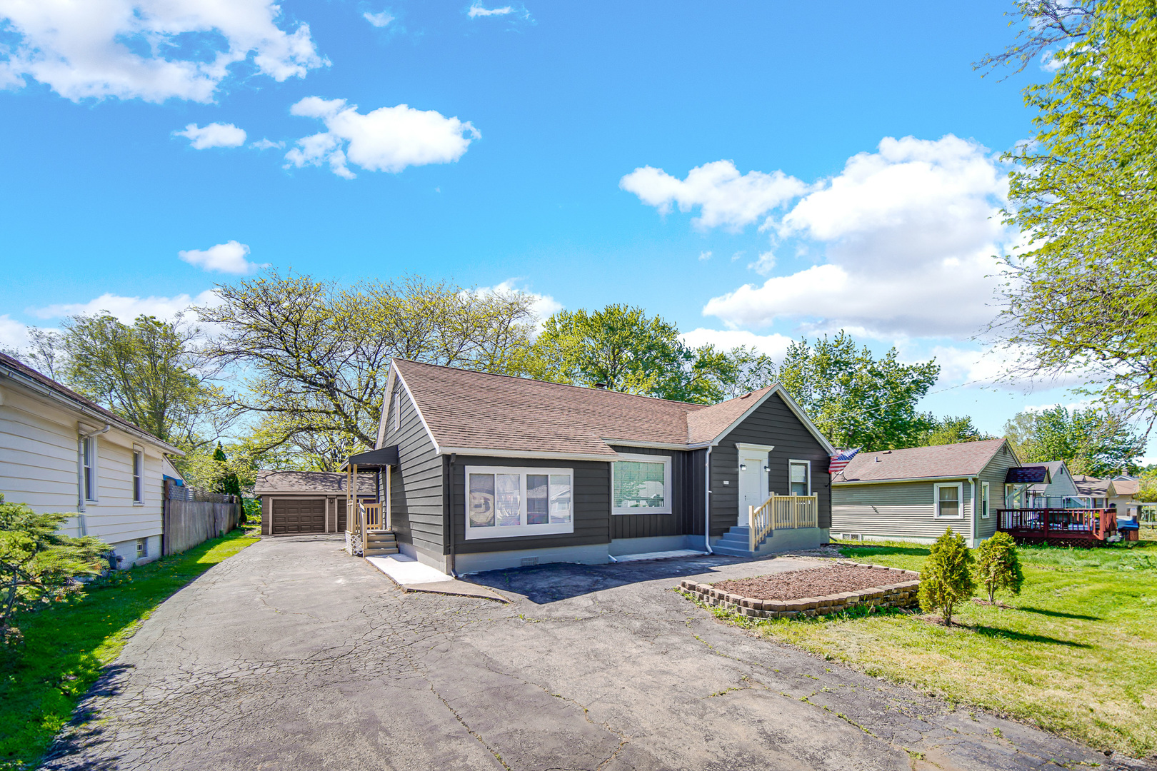 211 Independence Avenue, Joliet, IL