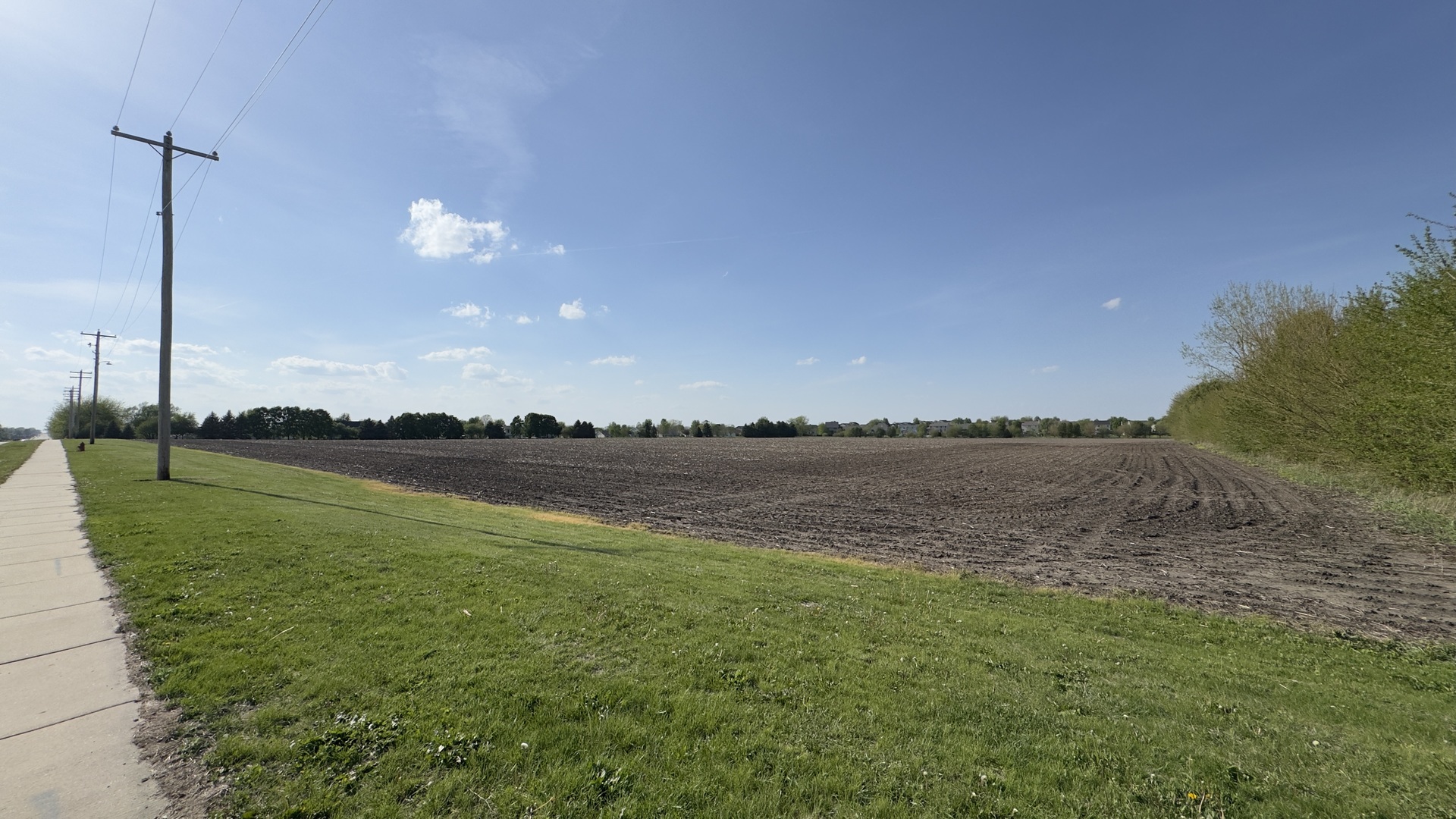 PIN 14-11-477-001 Northtown and Pipeline Roads, Normal, IL