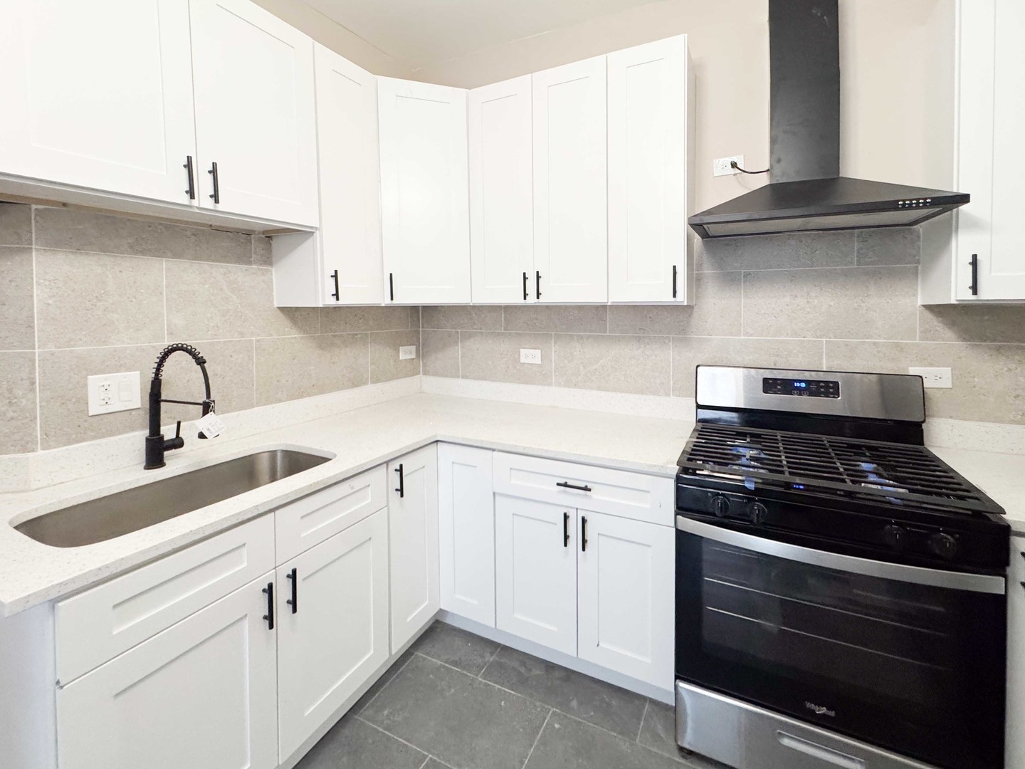 6640 S UNION Avenue, Chicago, IL