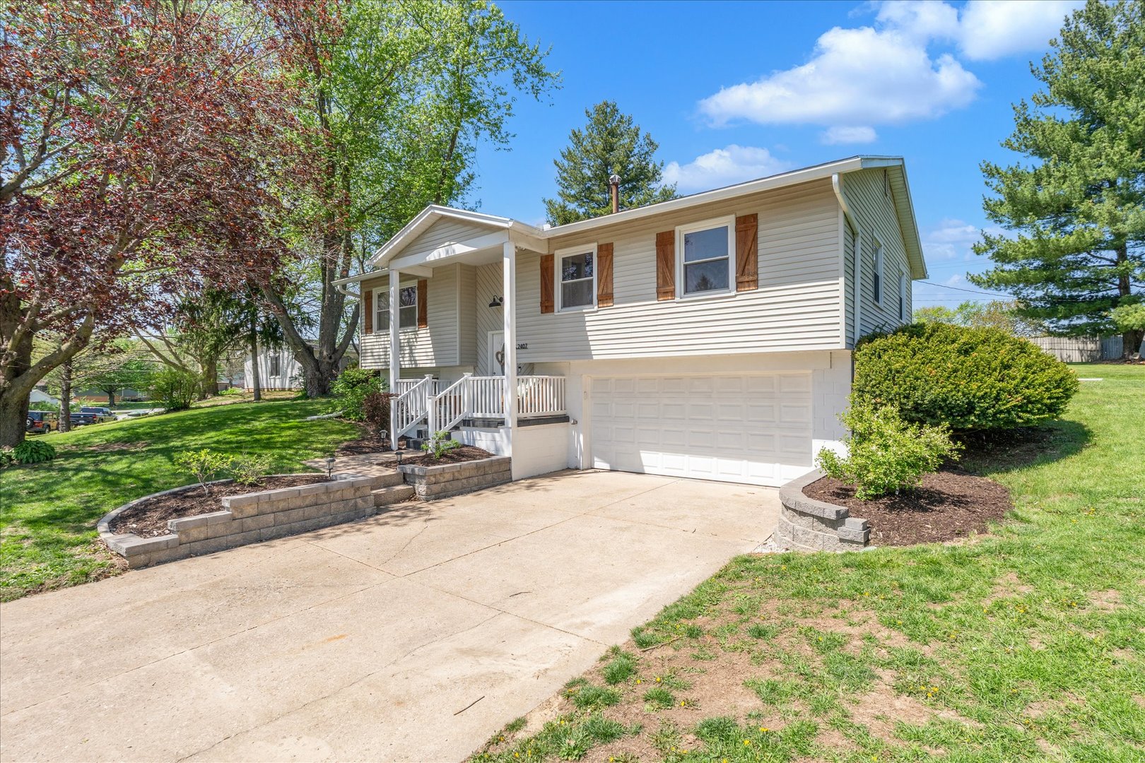 2407 117th Avenue Court, Milan, IL
