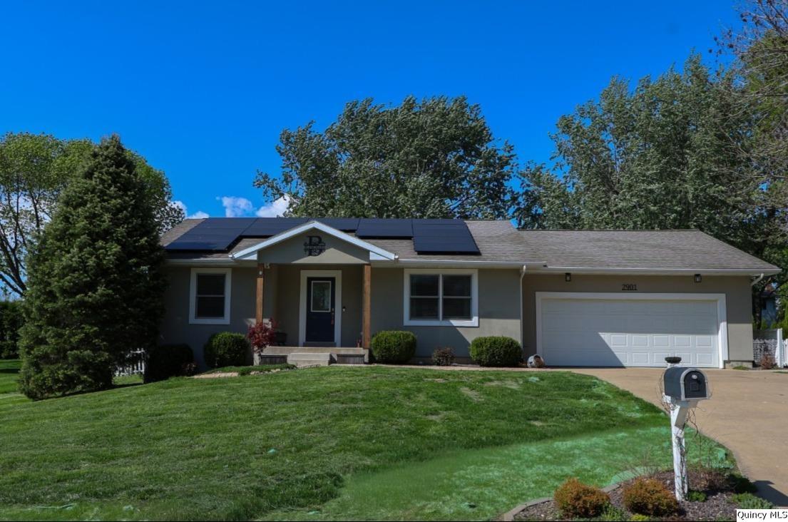 2901 Hayfield Lane, Quincy, IL