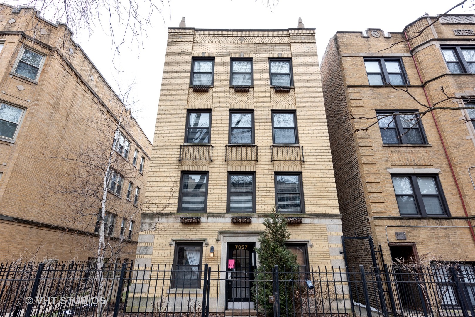 7357 N Damen Avenue #2, Chicago, IL