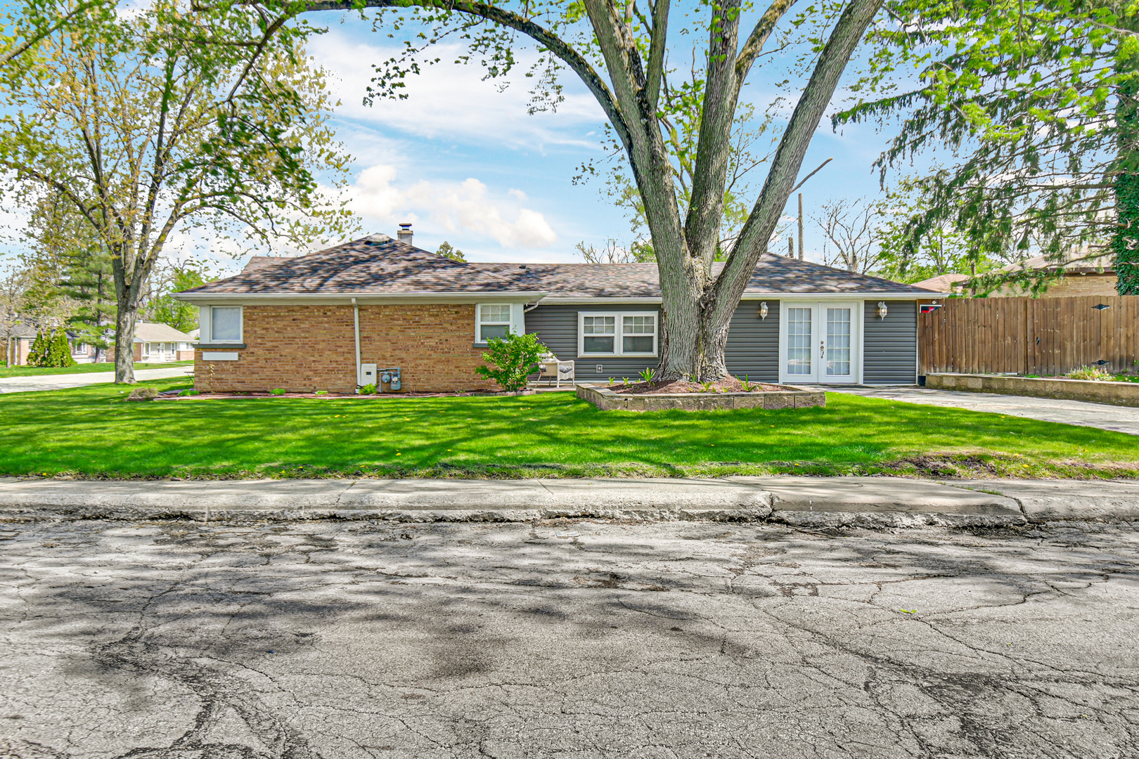 343 Osage Street, Park Forest, IL