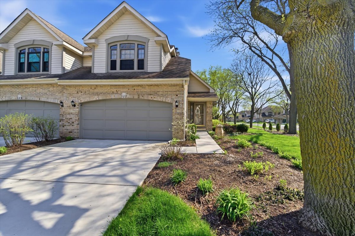 187 Benton Lane, Bloomingdale, IL