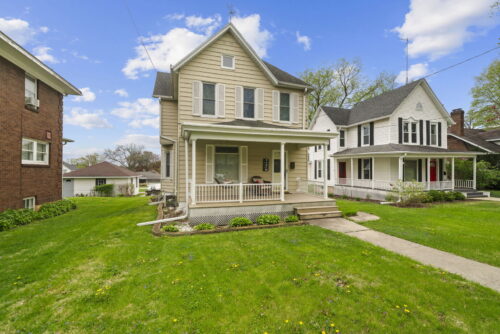 1221 W Lincoln Boulevard, Freeport, IL