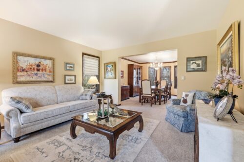 1967 E Cross Road, Galena, IL