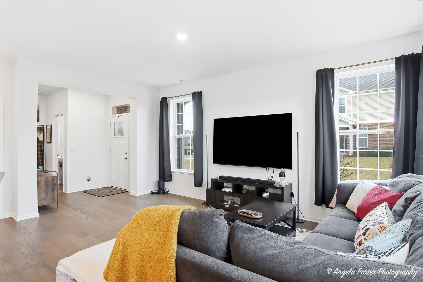 1213 Draper Road, McHenry, IL