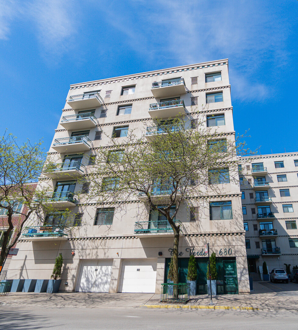 680 N GREEN Street #609, Chicago, IL