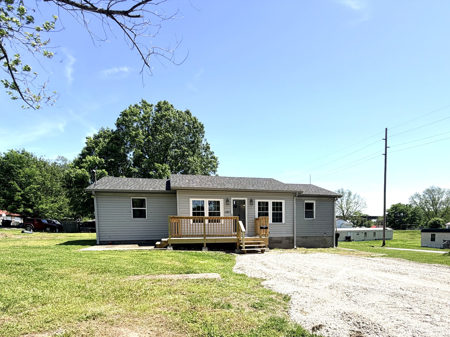 517 W 4th Street, Metropolis, IL