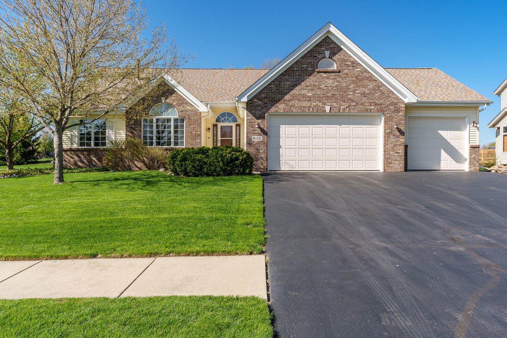 6112 Windflower Way, Roscoe, IL