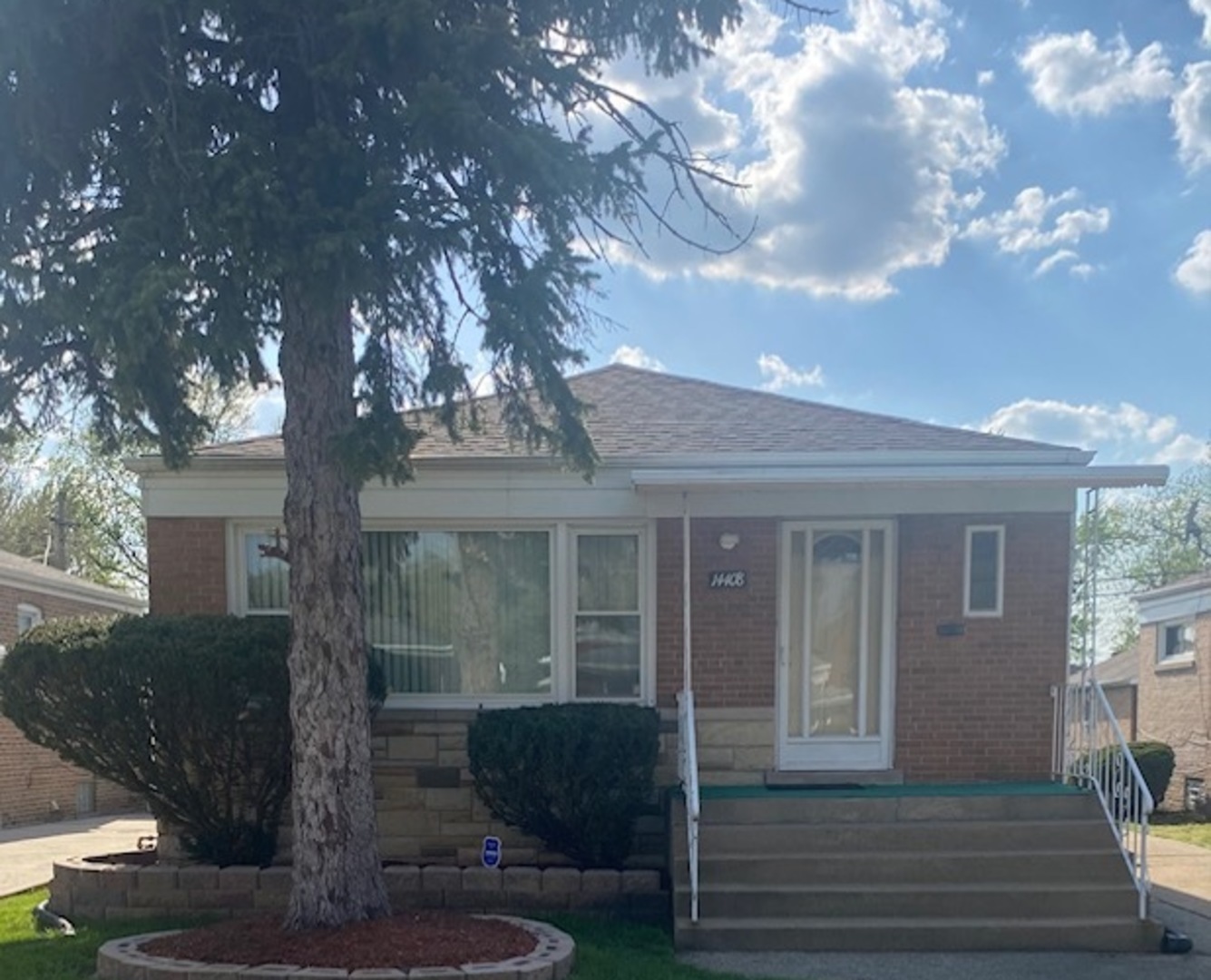 14408 S Hoxie Avenue, Burnham, IL