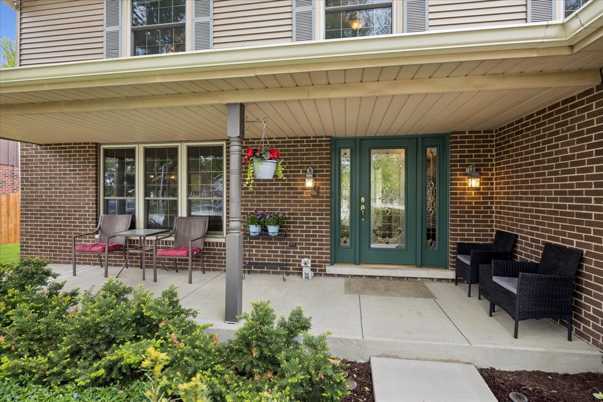 512 68th Street, Downers Grove, IL