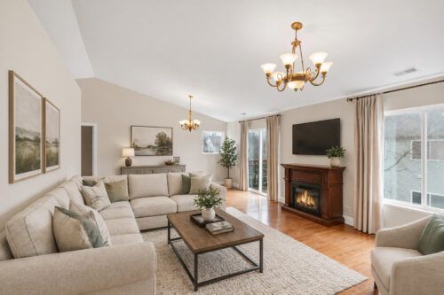 3355 Blue Ridge Drive, Carpentersville, IL