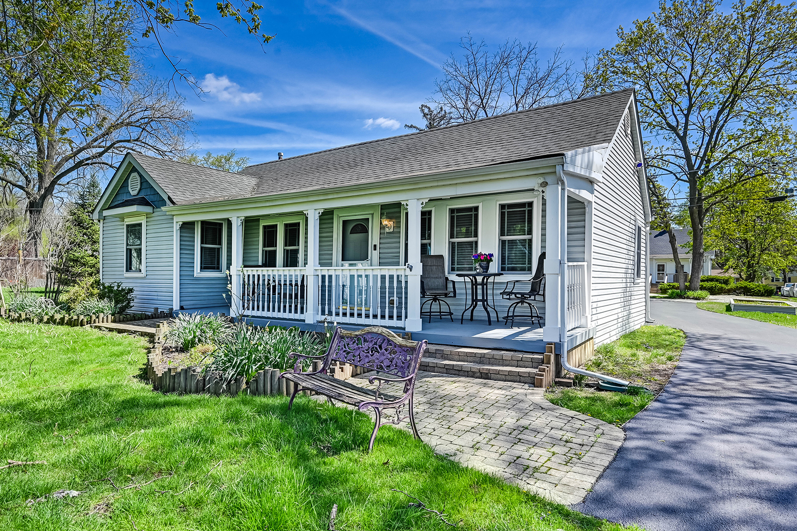 223 S Grant Street, Westmont, IL