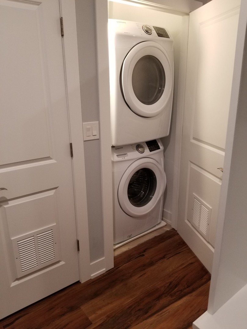 4851 N Central Avenue #1E, Chicago, IL