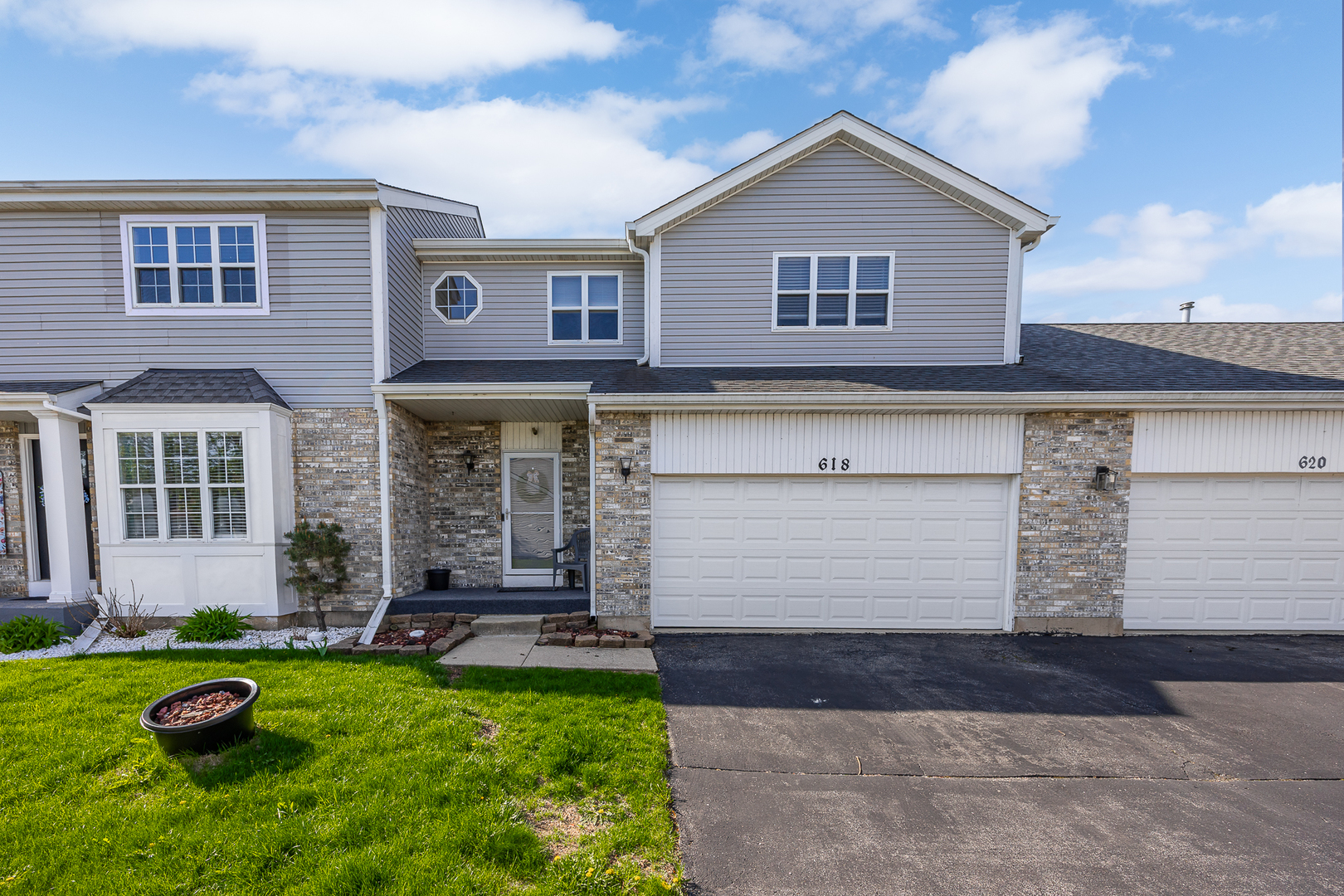 618 Glenhurst Court, Romeoville, IL