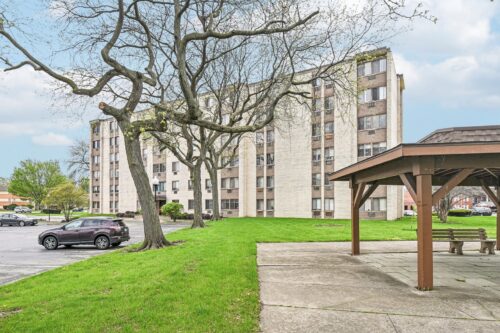 9740 S Pulaski Road #306, Oak Lawn, IL