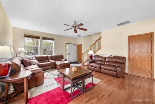 987 Valley Stream Drive, Pingree Grove, IL