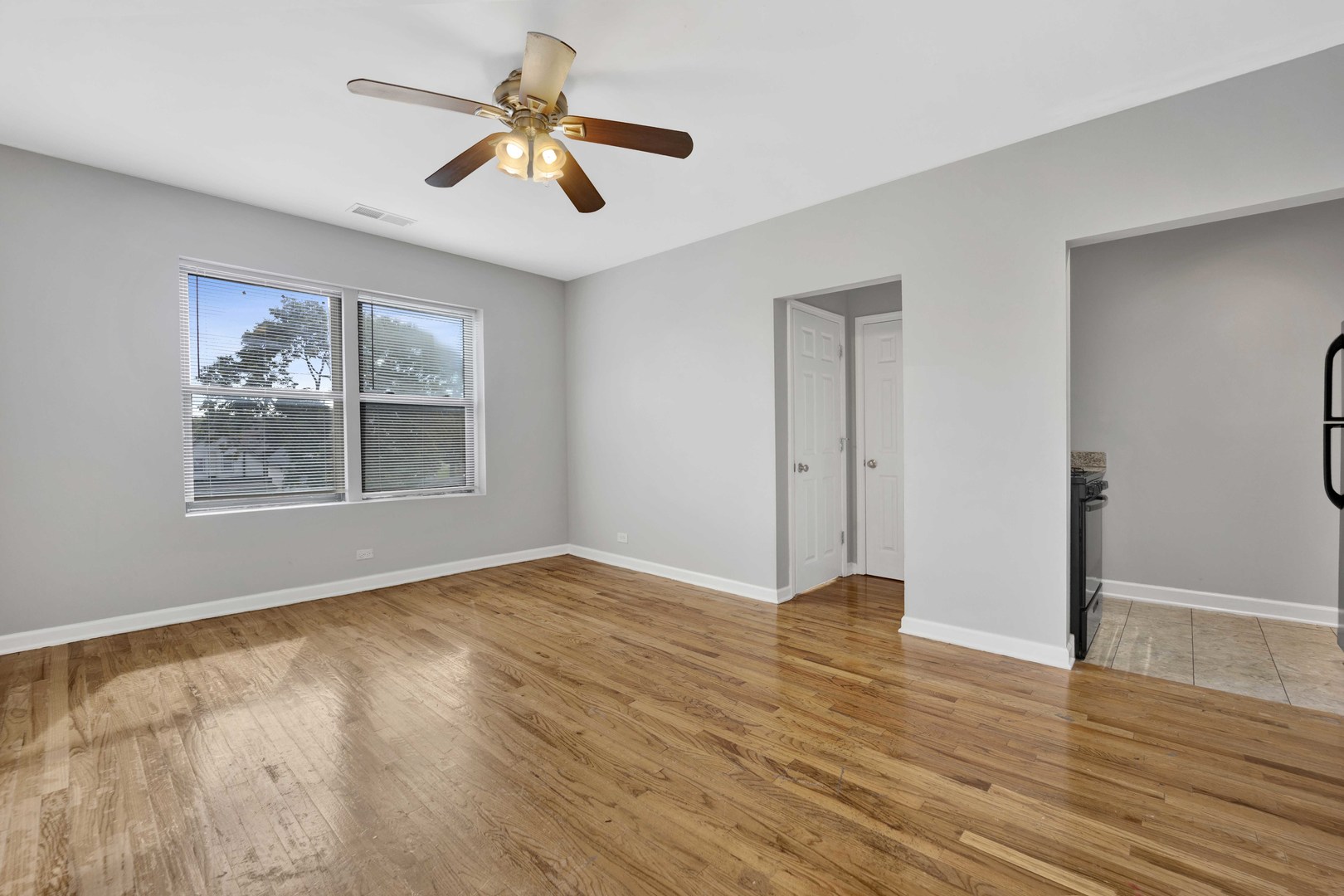 414 W Walnut Street #211, Maywood, IL