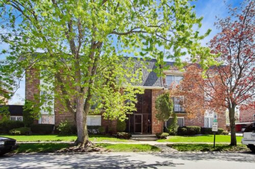 669 Chappel Avenue #2B, Calumet City, IL