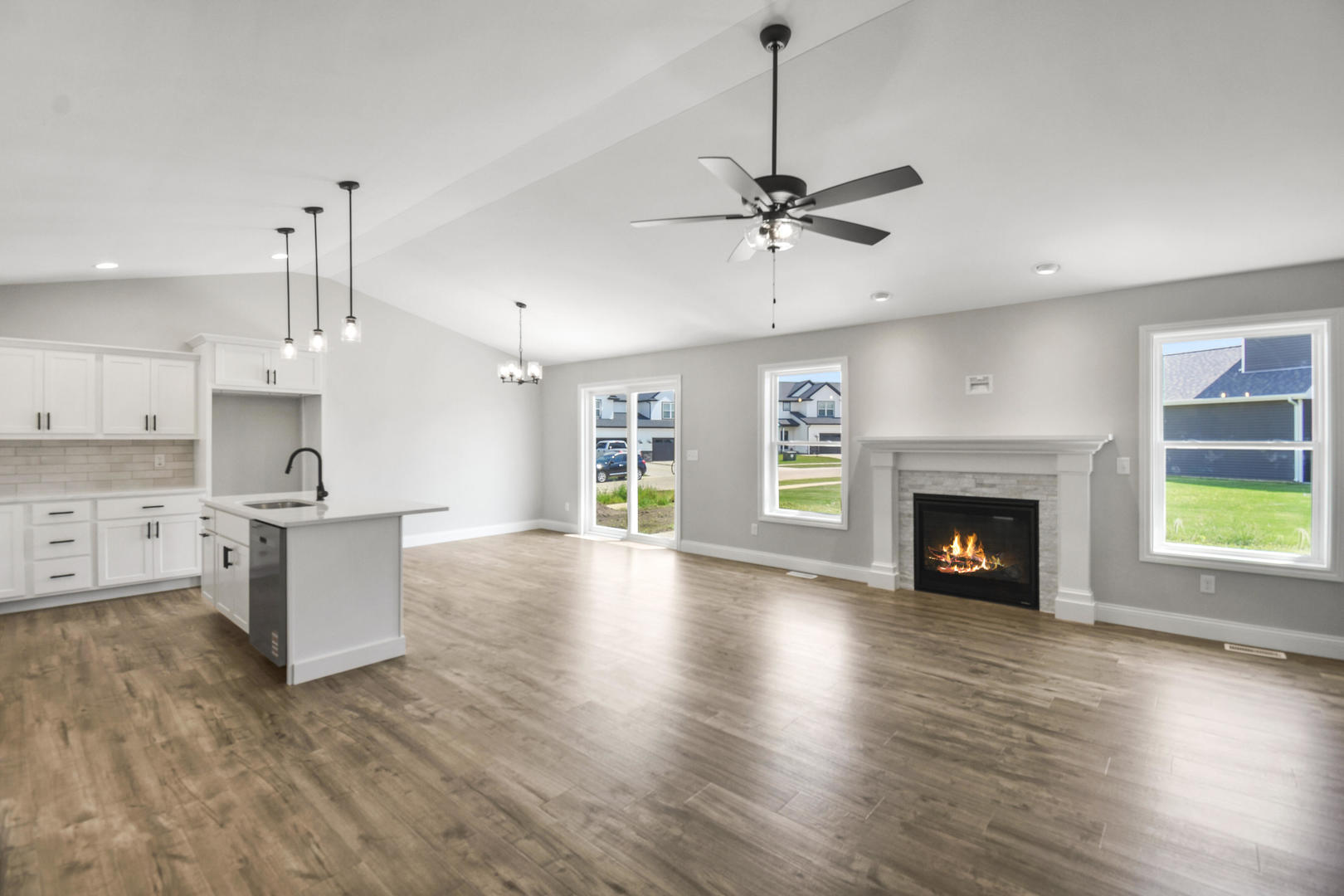 704 Cates Drive, Mahomet, IL