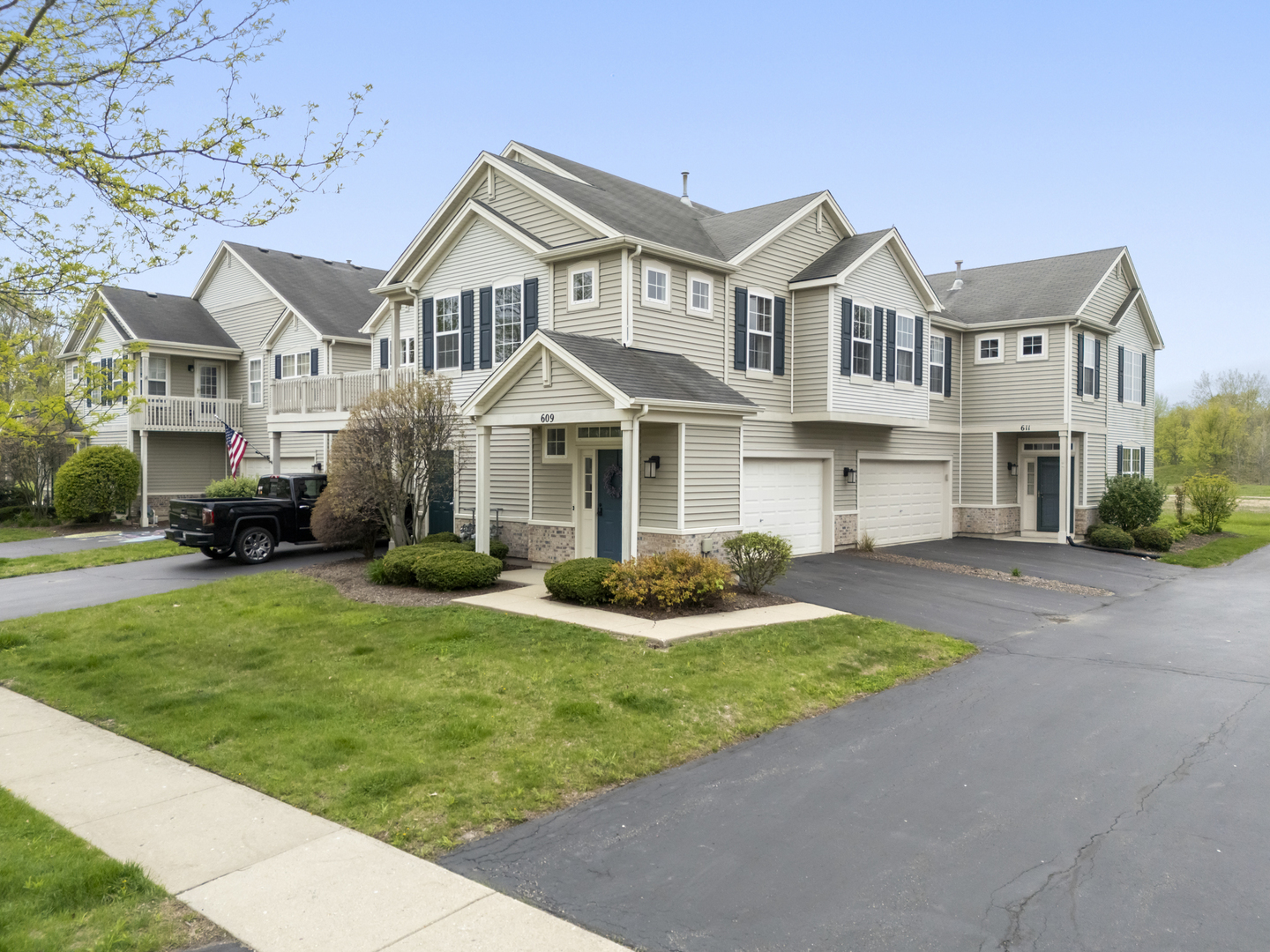 609 Arbor Circle #609, Lakemoor, IL