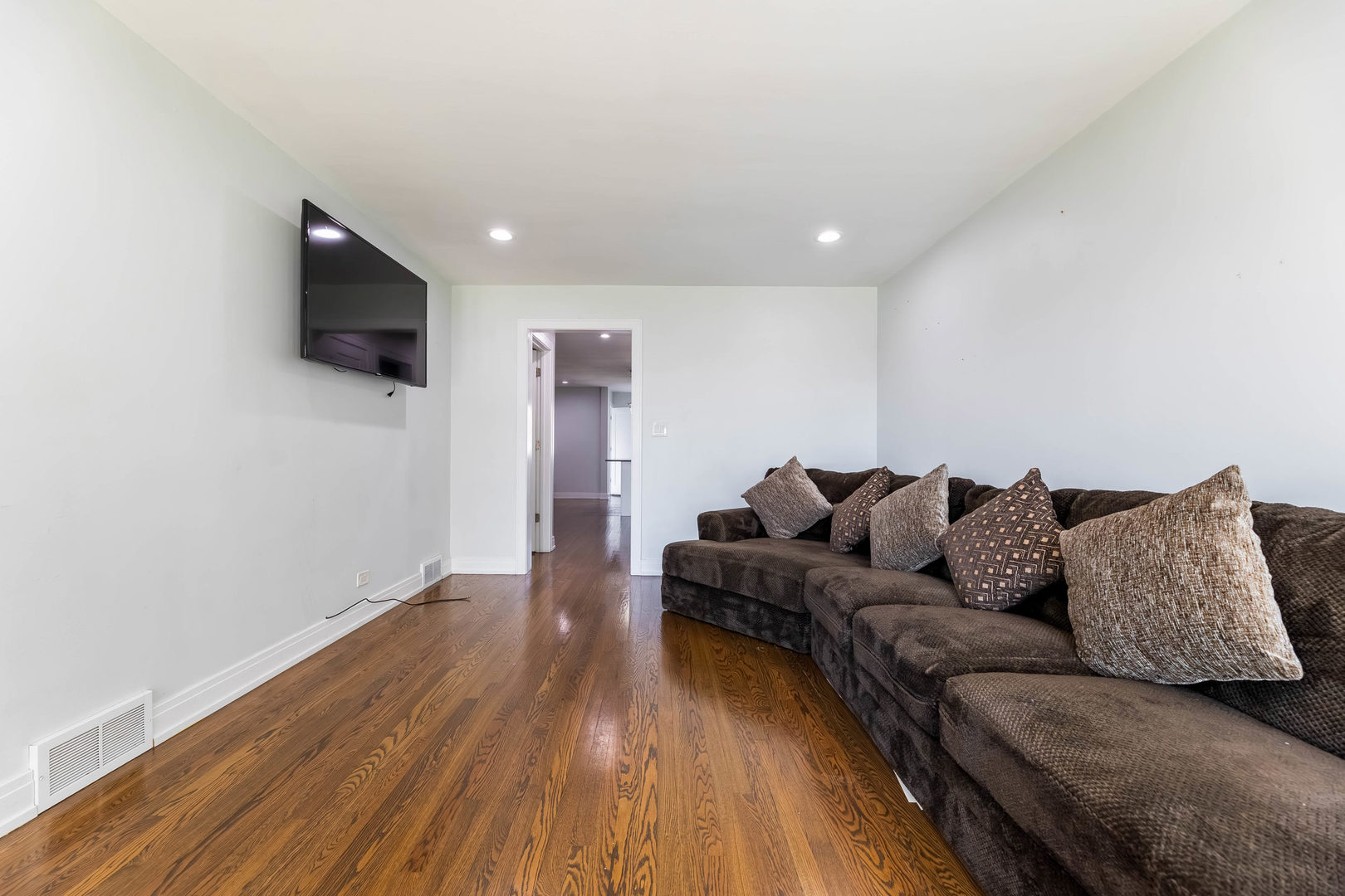 5606 S Parkside Avenue, Chicago, IL