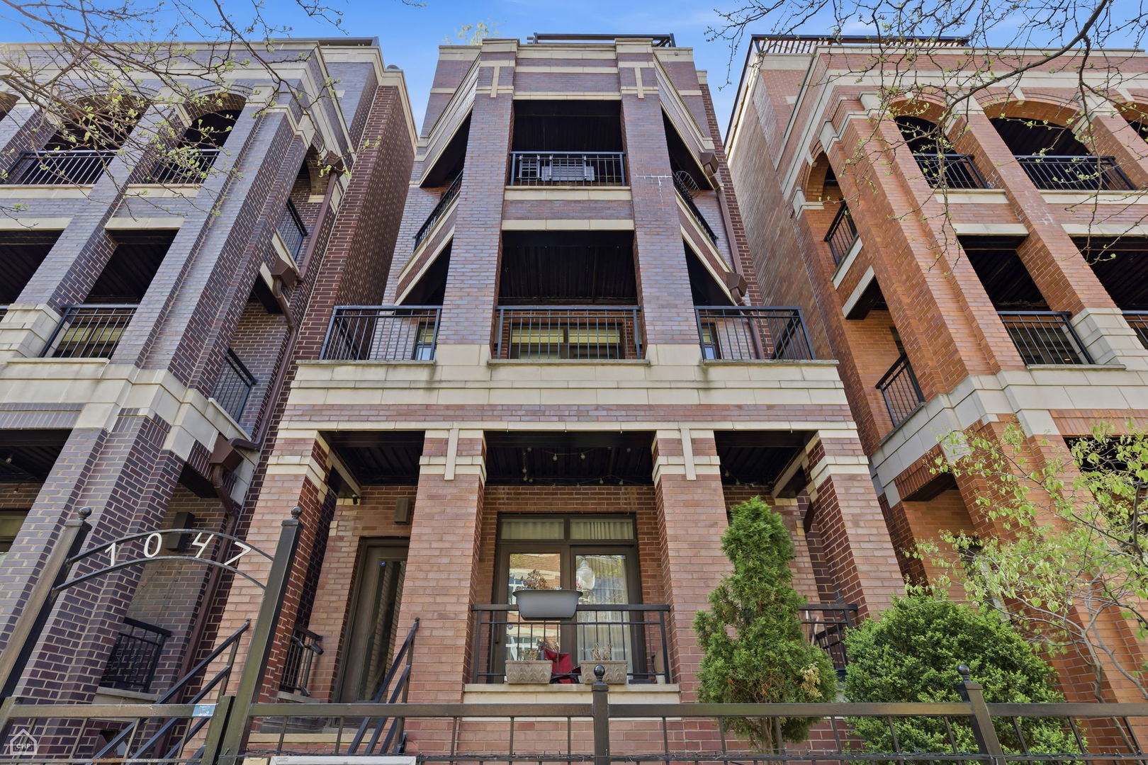 1047 W Monroe Street #3NTIF, Chicago, IL