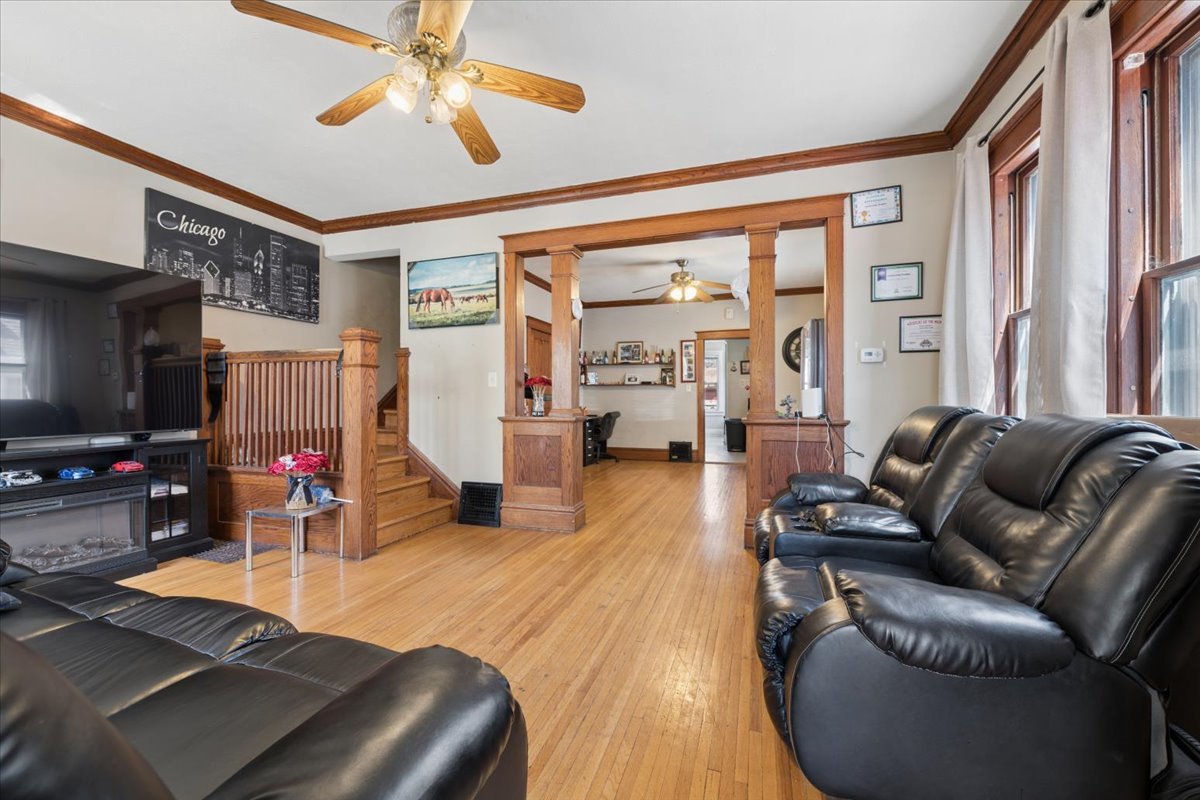 362 Evans Avenue, Aurora, IL