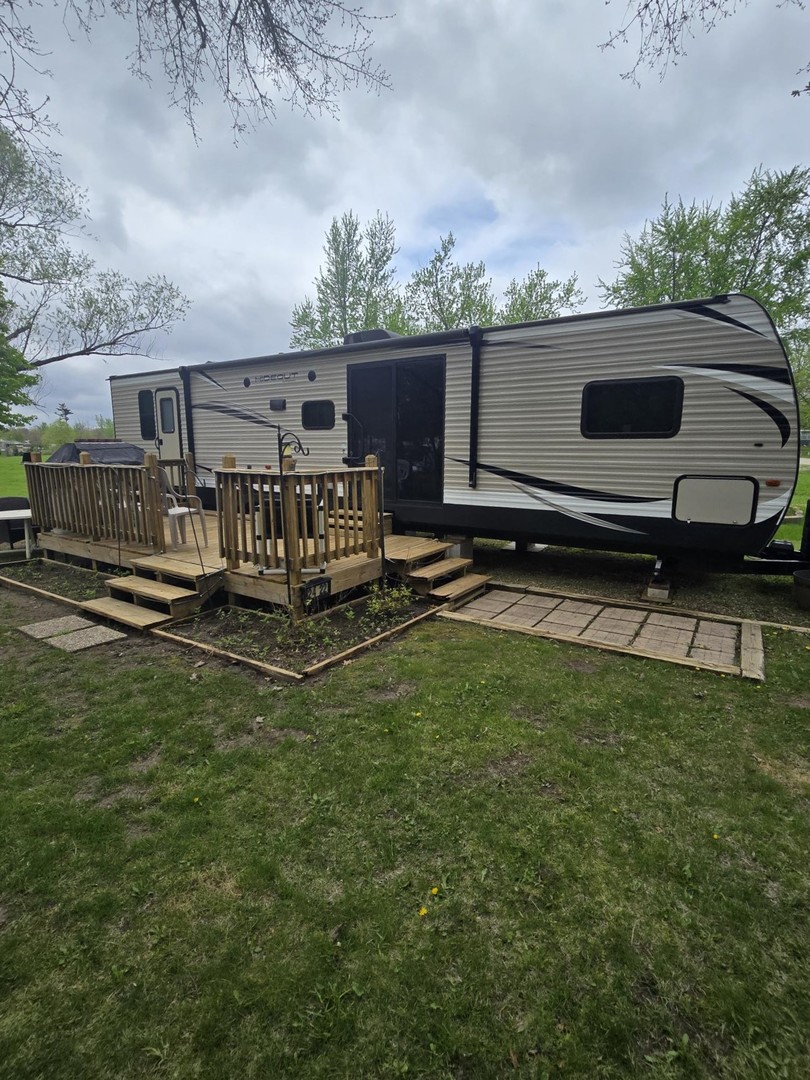 24/22 Woodhaven, Sublette, IL