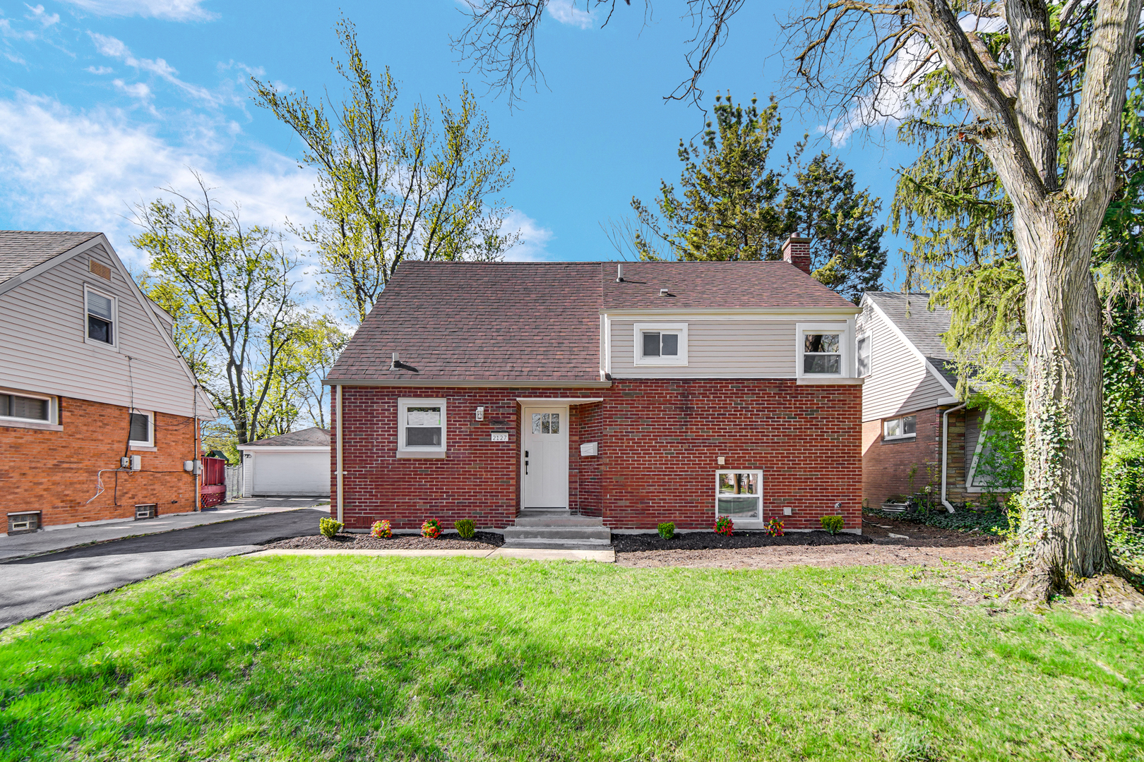 2127 Downey Road, Homewood, IL