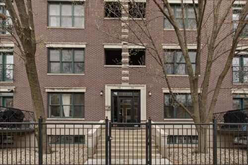 714 W Melrose Street #4E, Chicago, IL
