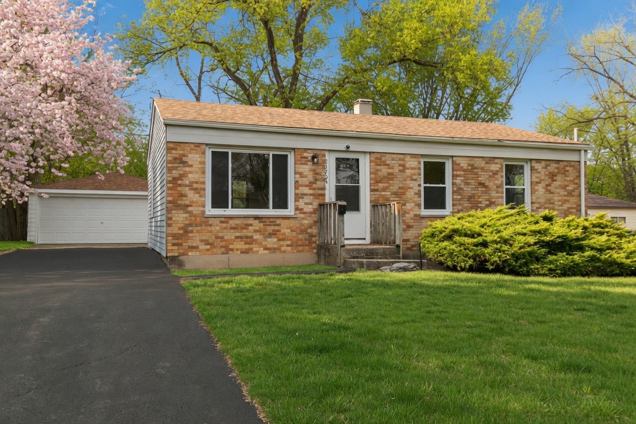 21704 CLYDE Avenue, Sauk Village, IL