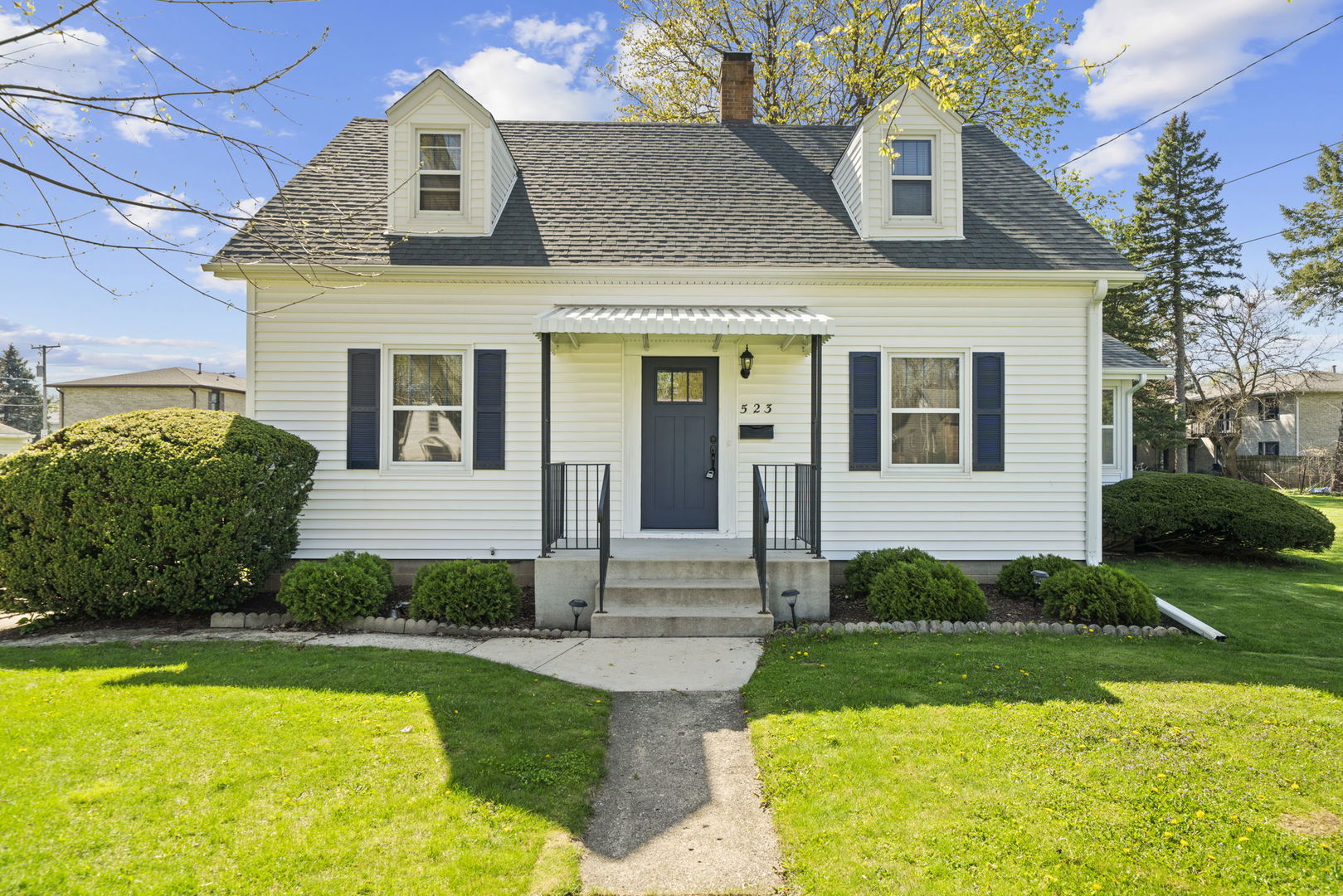 523 W Harrison Street, Belvidere, IL