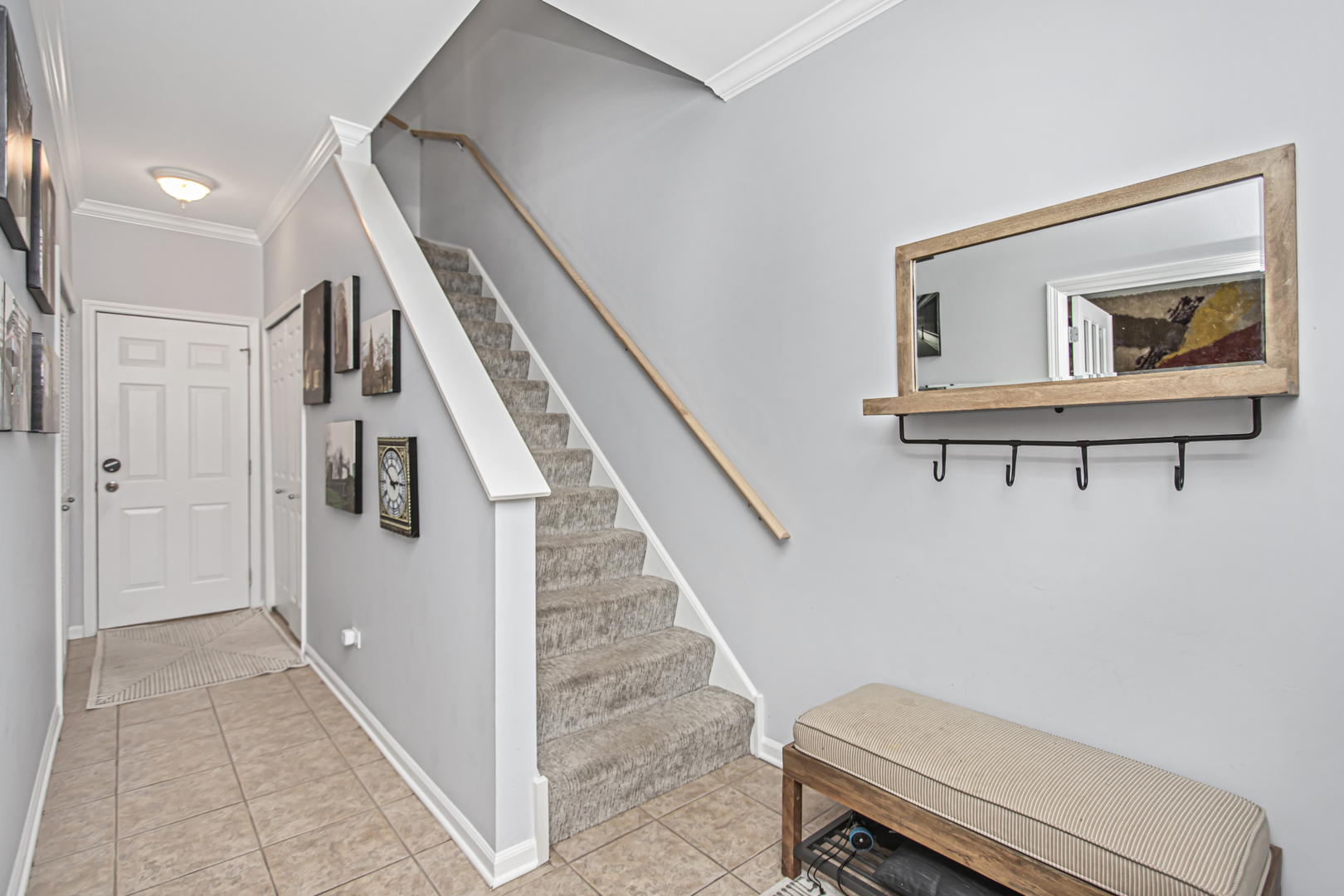 4012 N Clark Street, Chicago, IL