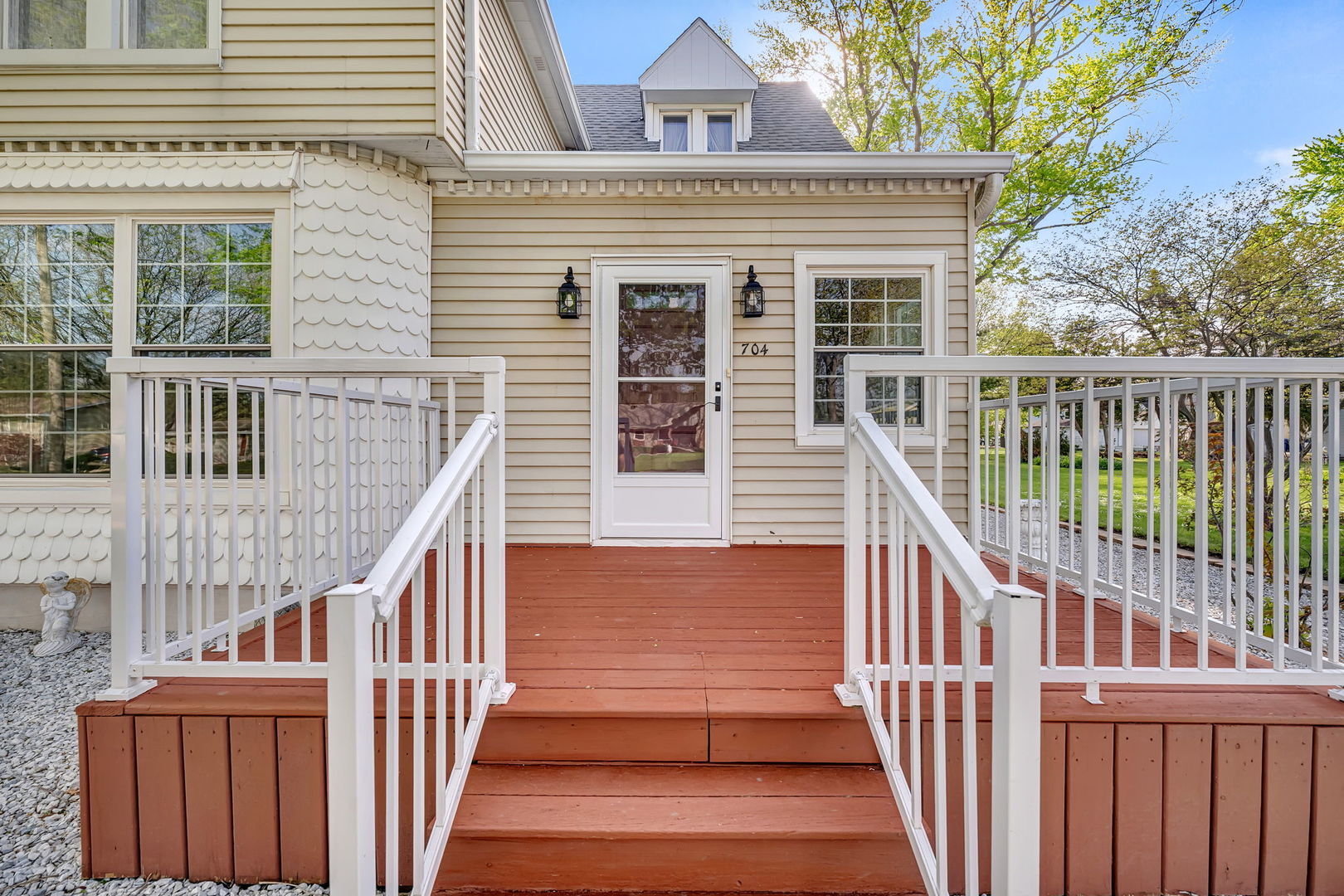 704 Hill Street, Mazon, IL