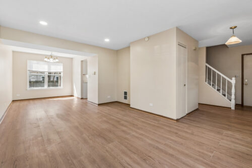 1317 Spalding Drive, Mundelein, IL