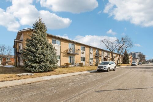 8828 N LESLIE Lane #104D, Des Plaines, IL