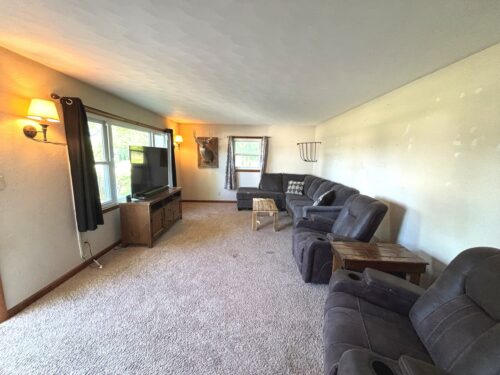 701 Boyd Avenue, Iuka, IL