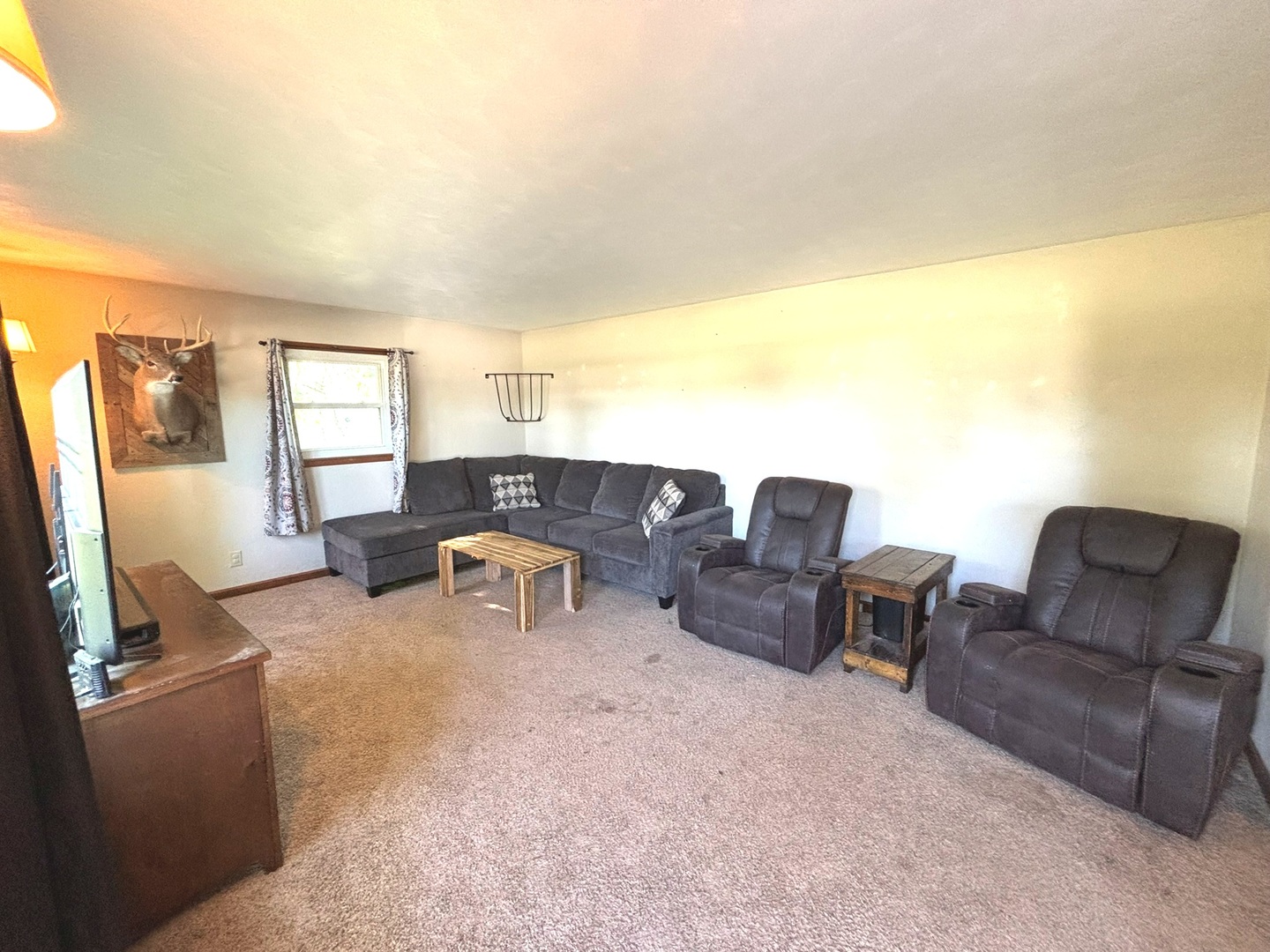 701 Boyd Avenue, Iuka, IL
