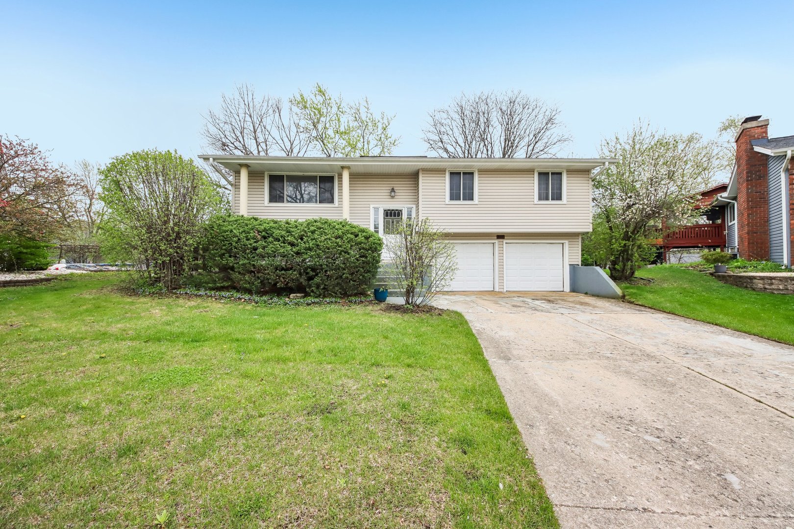907 Jeffery Court, Schaumburg, IL