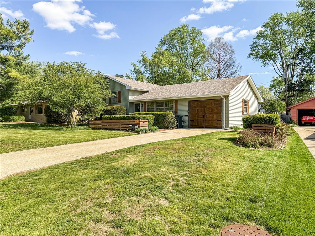 709 E Sunnycrest Drive, Urbana, IL