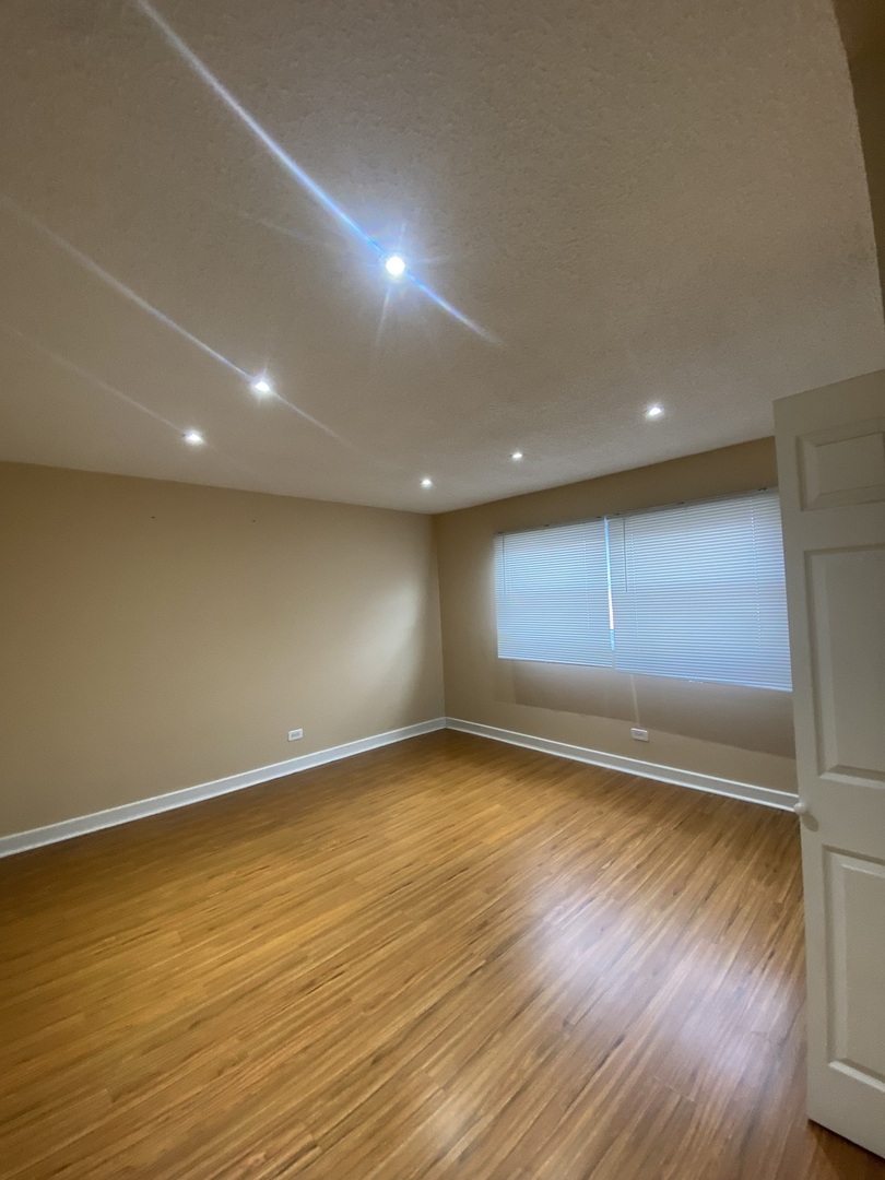 9708 S NOTTINGHAM Avenue #9, Chicago Ridge, IL